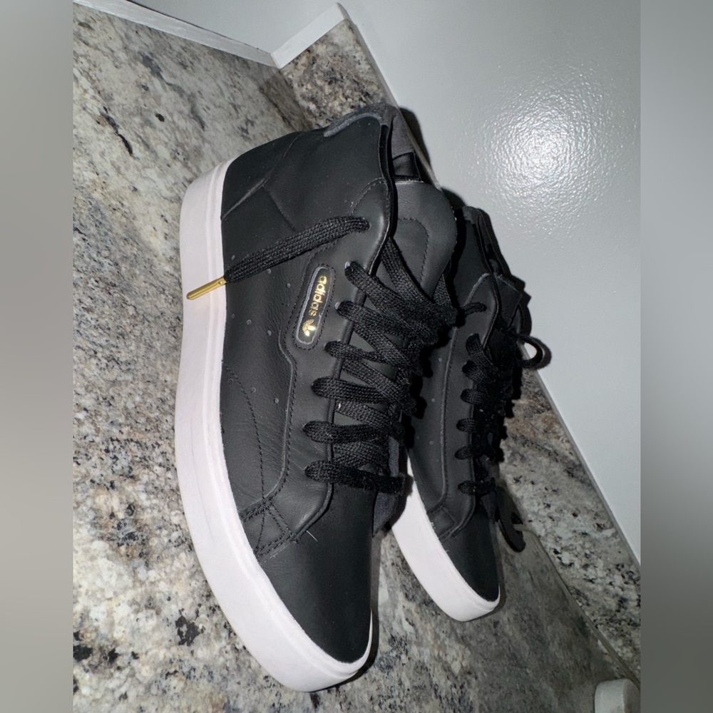 Lightly worn: Adidas Sleek Mid sneakers